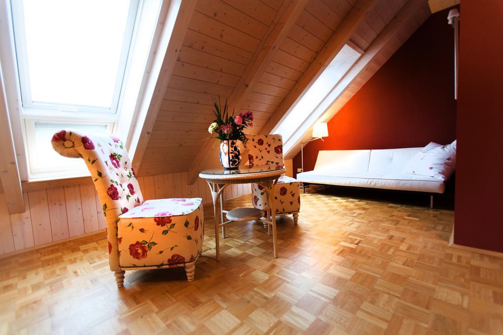 Gaestehaus Craintaler Muehle B&B Creglingen Rom bilde